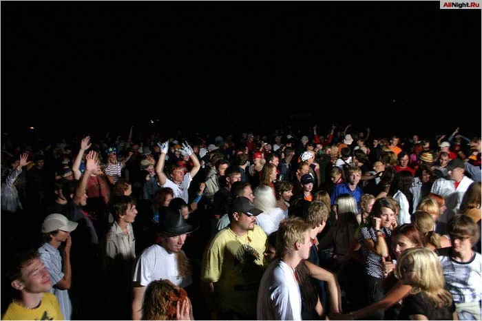 Sunvibes, 2004